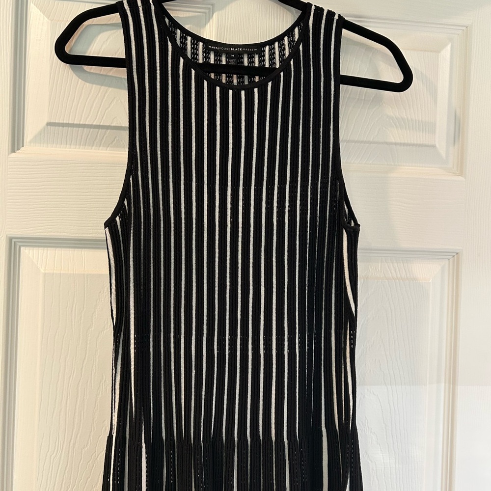 White House Black Market Monochrome Knit Top